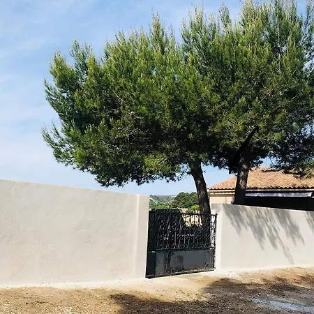 L'eden Sur La Colline * Peypin